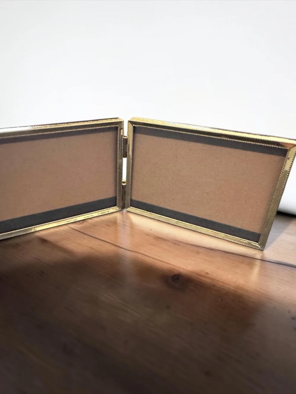 Vintage Hinged Double Picture Frame Gold Tone Ornate Folding Tabletop 3x5 Photos
